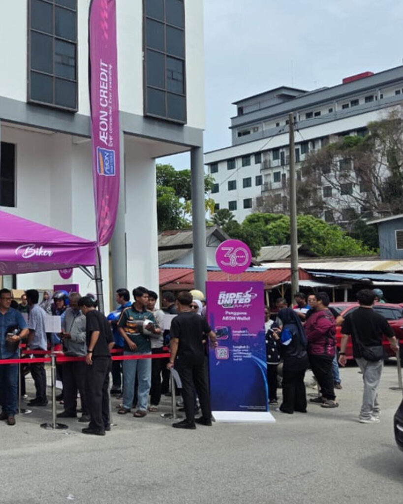 AEON Credit komited meningkatkan aspek keselamatan penunggang motosikal - Astro Awani